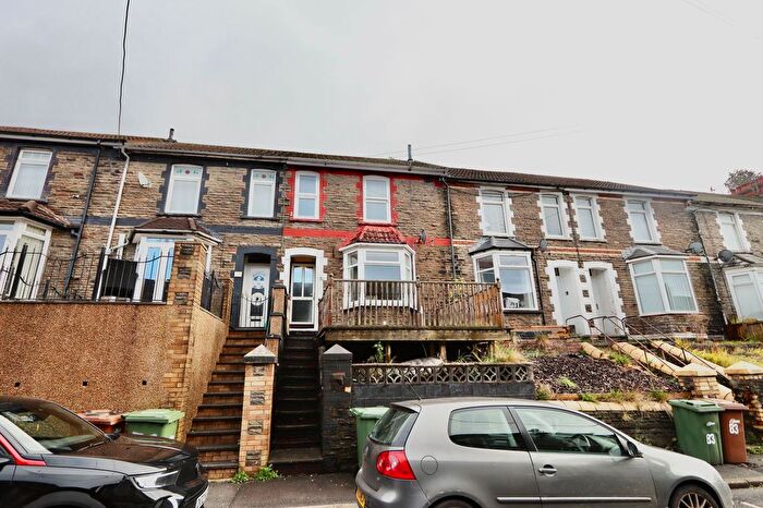 3 Bedroom Terraced House To Rent In Queens Road, Elliots Town, NP24