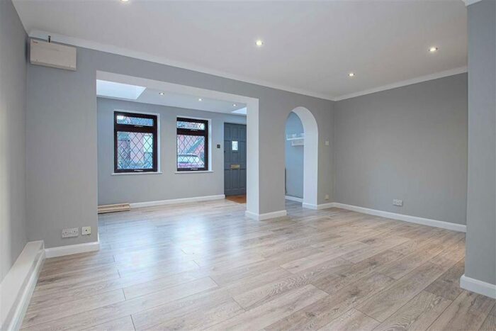 3 Bedroom Town House To Rent In Silicon Court, Shenley Lodge, Milton Keynes, MK5