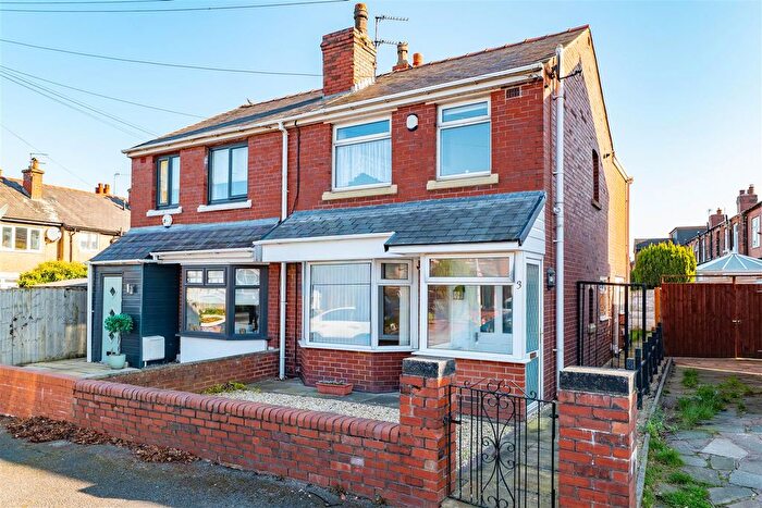 3 Bedroom Semi Detached House For Sale In Oakwood Road, Chorley, PR7