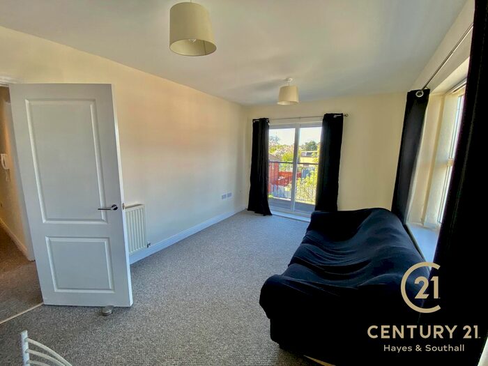 1 Bedroom Flat To Rent In Waterloo Road, Cowley, Uxbridge, UB8
