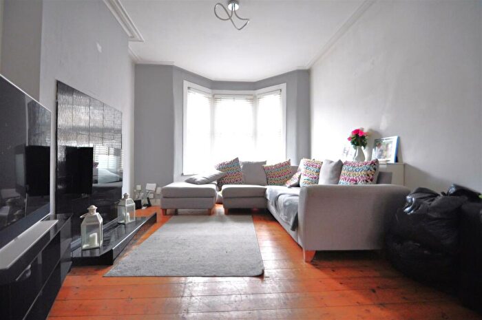 3 Bedroom Terraced House To Rent In Bethel Road, Welling, DA16