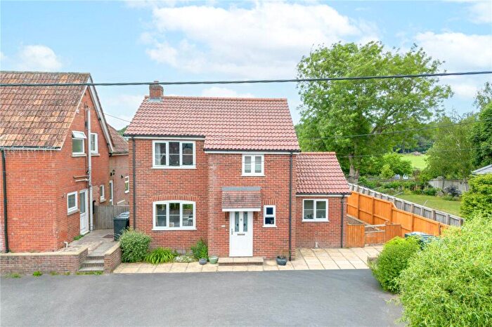 3 Bedroom Detached House For Sale In The Hollow, Chirton, Devizes, SN10