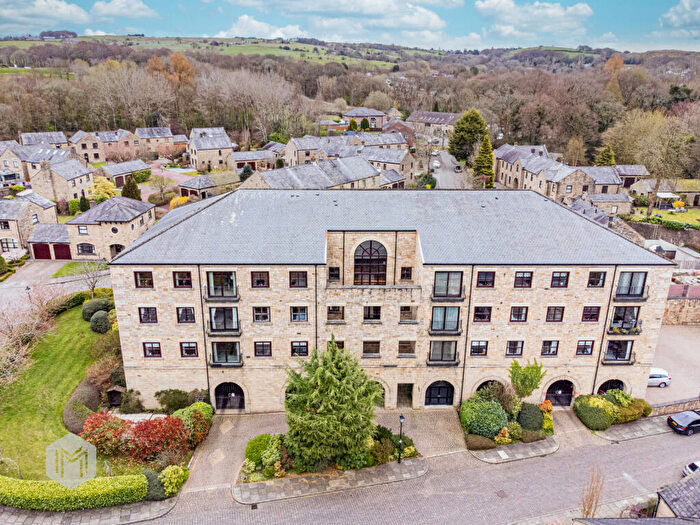2 Bedroom Penthouse For Sale In Hardcastle Gardens, Bradshaw, Bolton, BL2