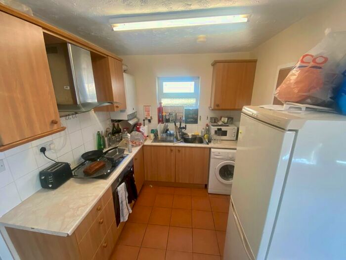 2 Bedroom Property To Rent In A Arnesby Road, Nottingham, NG7