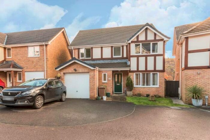 5 Bedroom Detached House For Sale In Woodside Walk, Wattsville, Cross Keys, Newport, NP11