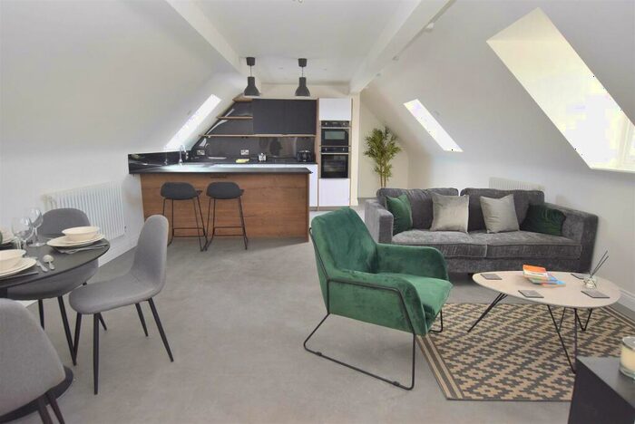 2 Bedroom Penthouse To Rent In Kings Crescent, Strutts Park, Derby, DE1