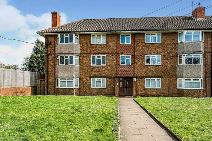 3 Bedroom Apartment To Rent In Central Drive, Bilston, West Midlands, WV14
