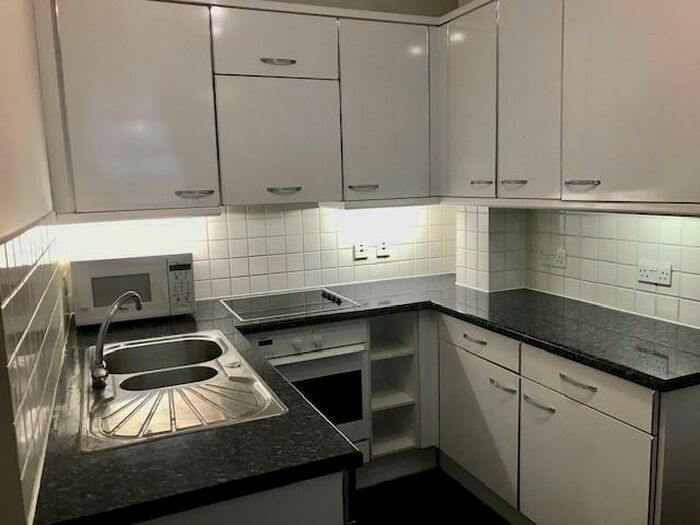 1 Bedroom Flat To Rent In Priory House, Friar Street, London, EC4V