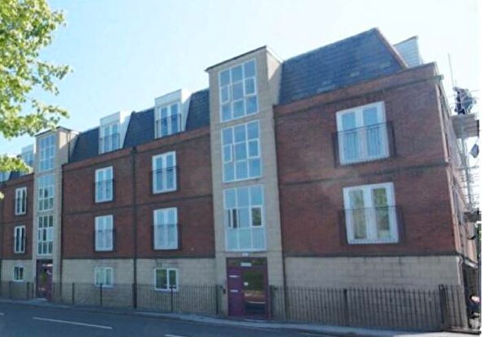 2 Bedroom Flat For Sale In Apt Park View, North Road, St Helens, WA10