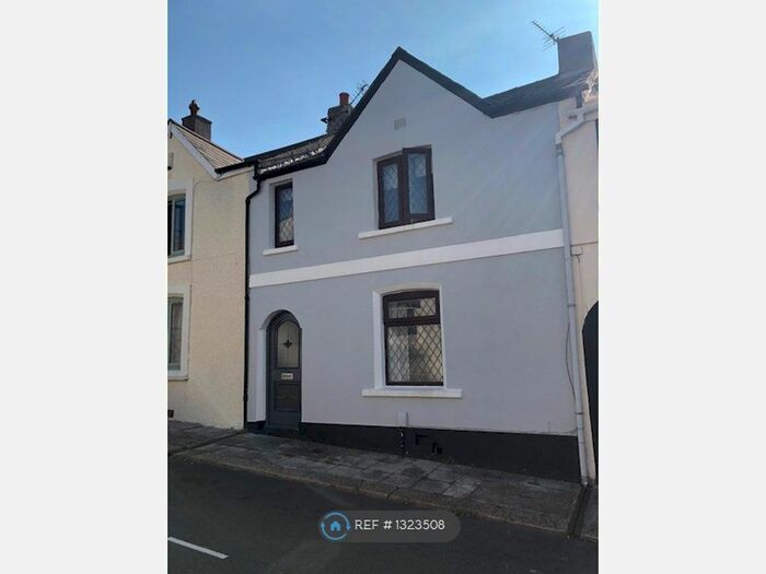 4 Bedroom Terraced House To Rent In Shaftesbury Cottages, Plymouth, PL4