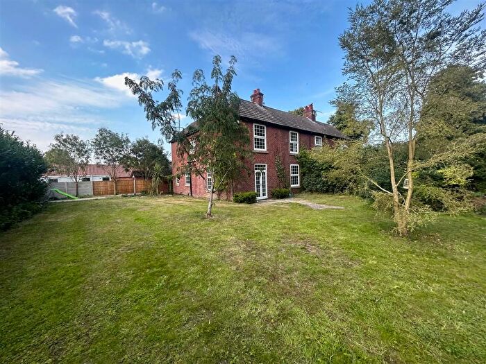 3 Bedroom Cottage To Rent In Home Farm Cottages, Serlby, Doncaster, DN10