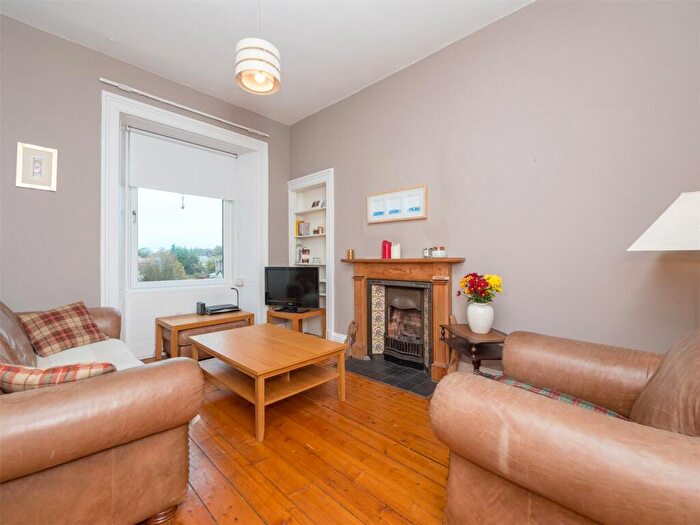 2 Bedroom Flat To Rent In Rodney Street, Edinburgh, EH7
