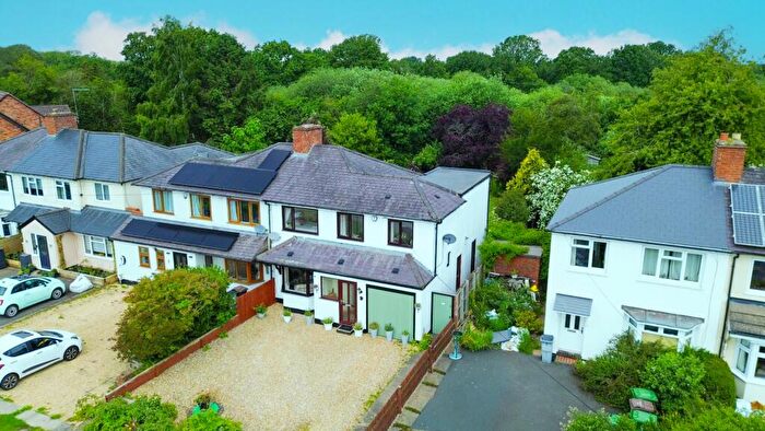 4 Bedroom Semi-Detached House For Sale In Kineton Lane, Hockley Heath, Solihull, West Midlands, B94