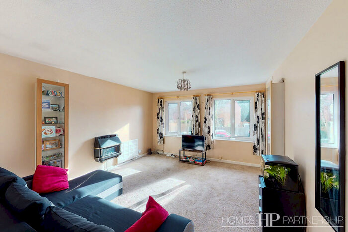 1 Bedroom Maisonette To Rent In Troon Close, Ifield West, RH11