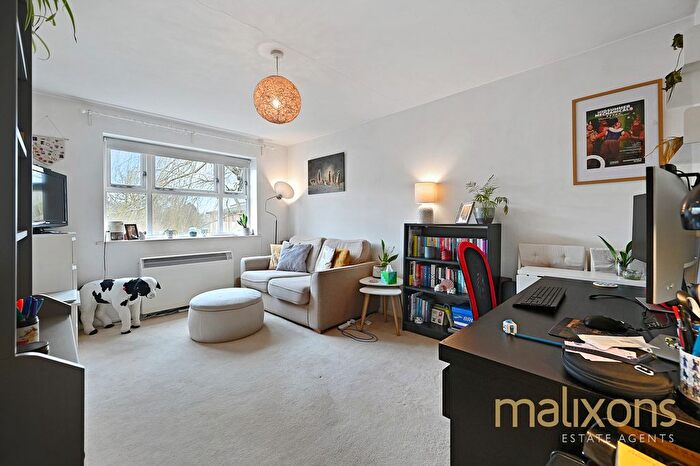 1 Bedroom Flat To Rent In Henry Doulton Drive, London, SW17