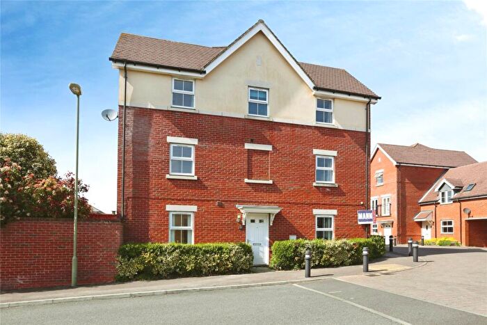 3 Bedroom Town House For Sale In Cavendish Drive, Locks Heath, Southampton, Hampshire, SO31