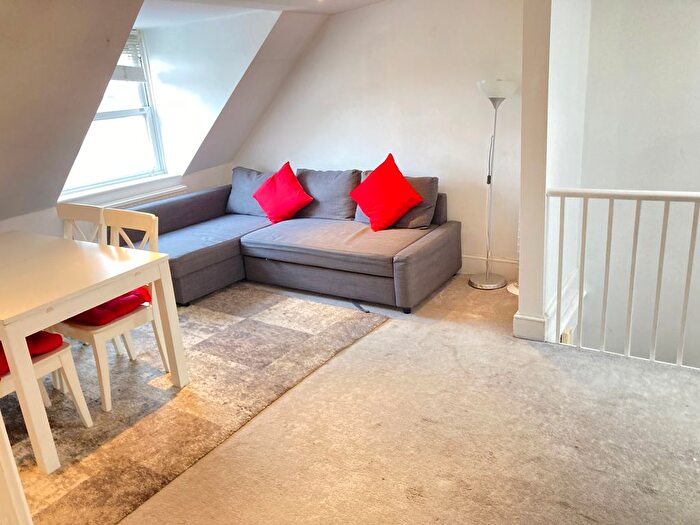 2 Bedroom Flat To Rent In Very Near Kirchen Road Area, Ealing West, W13