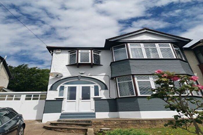 3 Bedroom Property To Rent In The Chase, Bromley, BR1