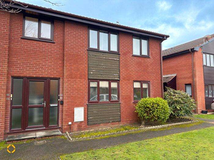 1 Bedroom Apartment For Sale In St. Davids Grove, Lytham St. Annes, FY8