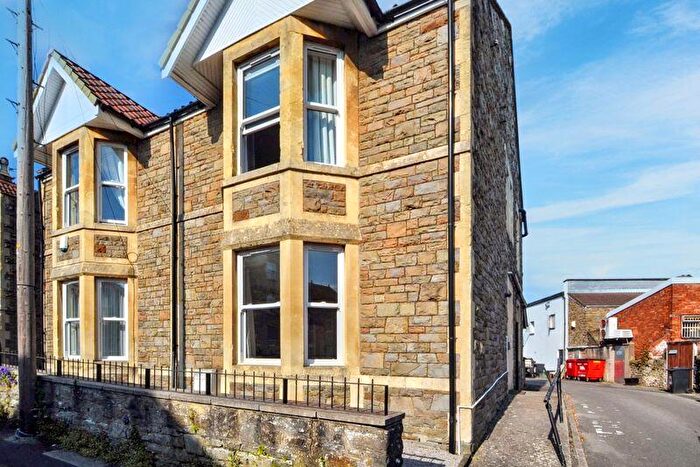 1 Bedroom Flat To Rent In Marson Road, Clevedon, BS21