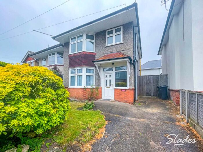 4 Bedroom Detached House To Rent In Southbourne Road, Southbourne, Bournemouth, BH6