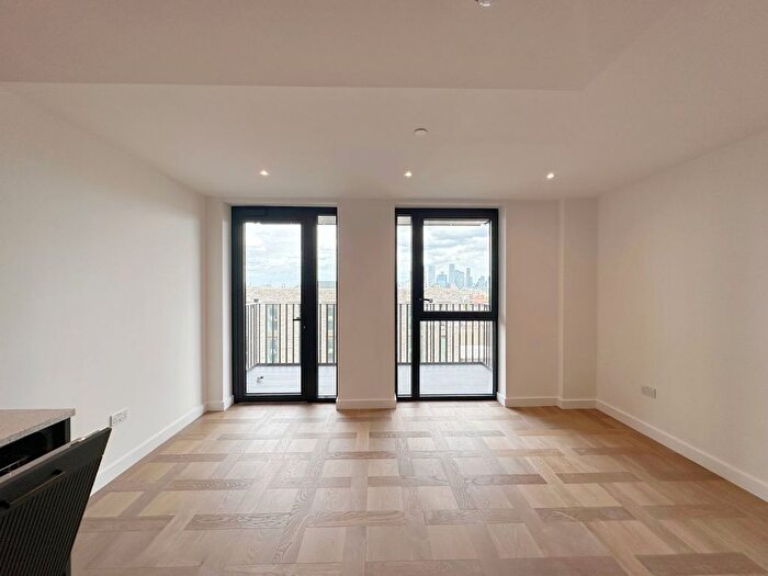 1 Bedroom Flat To Rent In Merino Gardens, London Dock, E1W