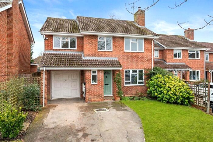 4 Bedroom Detached House To Rent In Moray Avenue, College Town, Sandhurst, Berkshire, GU47