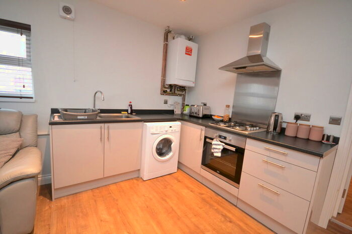 2 Bedroom Flat To Rent In Loughborough Road, West Bridgford, NG2