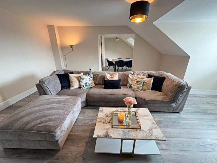 2 Bedroom Flat For Sale In Taylforth Close, Walton, L9