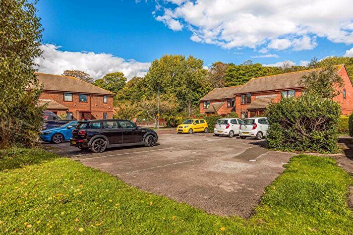 2 Bedroom Flat For Sale In Carronade Walk, Hilsea, PO3