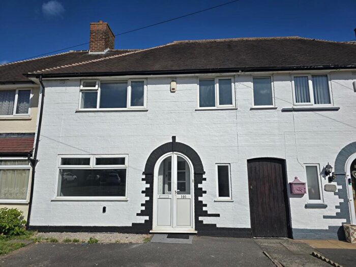 3 Bedroom Semi-Detached House To Rent In Reddicap Heath Road, Sutton Coldfield, Sutton Coldfield, B75