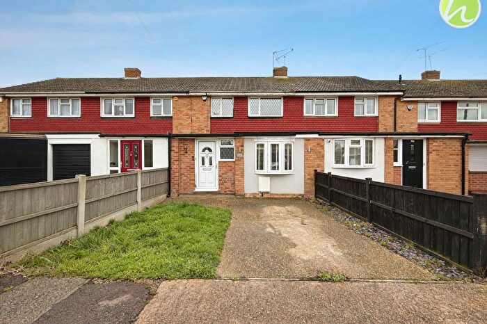 4 Bedroom Terraced House For Sale In Boyce Road, Stanford-Le-Hope, SS17
