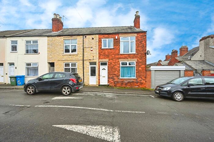 3 Bedroom Terraced House For Sale In George Street, Mansfield, Nottinghamshire, NG19