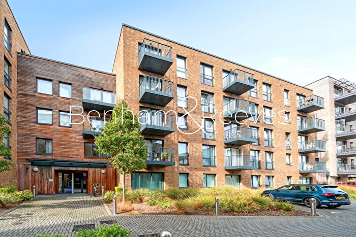 1 Bedroom Apartment To Rent In Marine Wharf, London, SE16