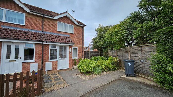 2 Bedroom Semi-Detached House To Rent In Jacomb Road, Lower Broadheath, Worcester, WR2
