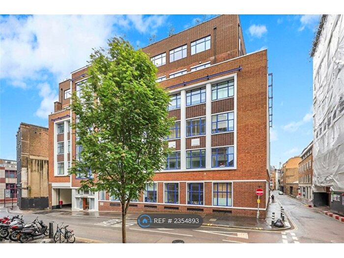 2 Bedroom Flat To Rent In Da Vinci House, London, EC1N