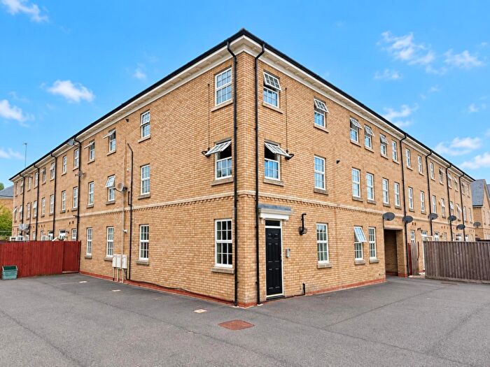 2 Bedroom Apartment For Sale In The Ridings, Grange Park, Northampton, NN4