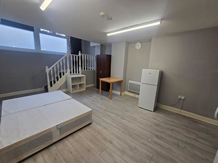 Studio To Rent In Charlton Church Lane, Charlton, Greenwich, SE7