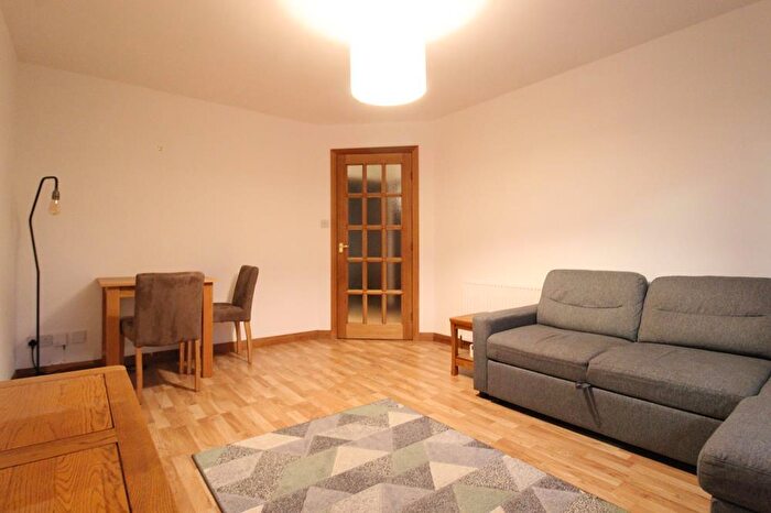2 Bedroom Flat To Rent In Strawberry Bank Parade, Ground Floor, AB11