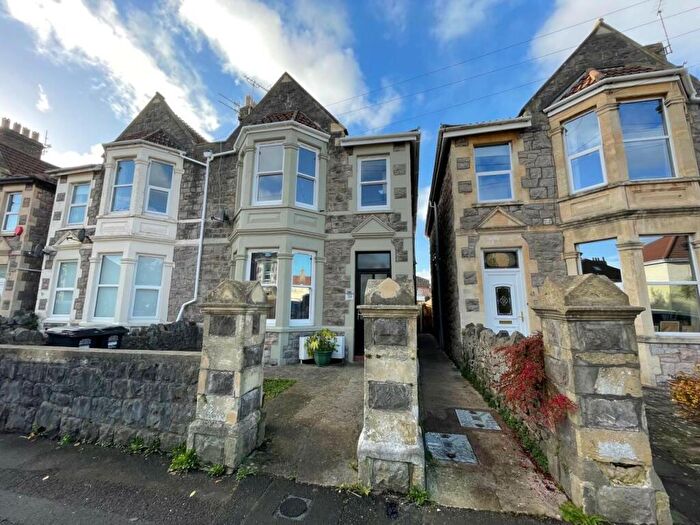 2 Bedroom Apartment To Rent In Osborne Road, Weston-super-mare, North Somerset, BS23
