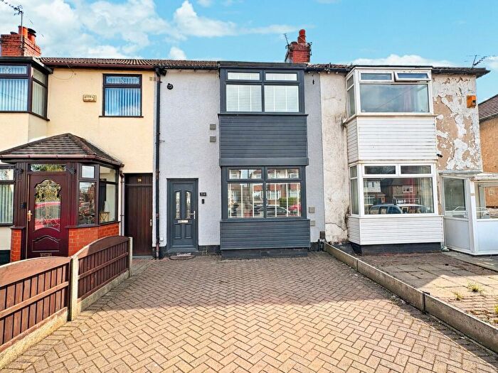 3 Bedroom Terraced House For Sale In Park Road, Westhoughton, BL5