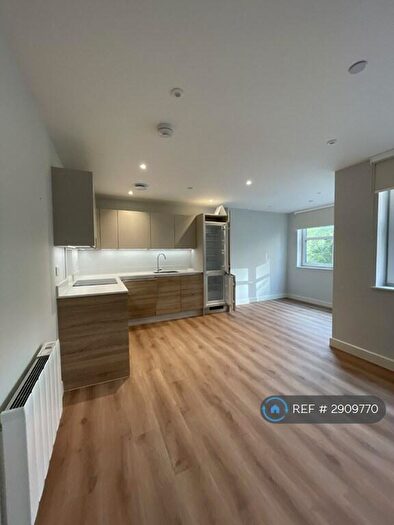 1 Bedroom Flat To Rent In Richmond House, Bournemouth, BH2