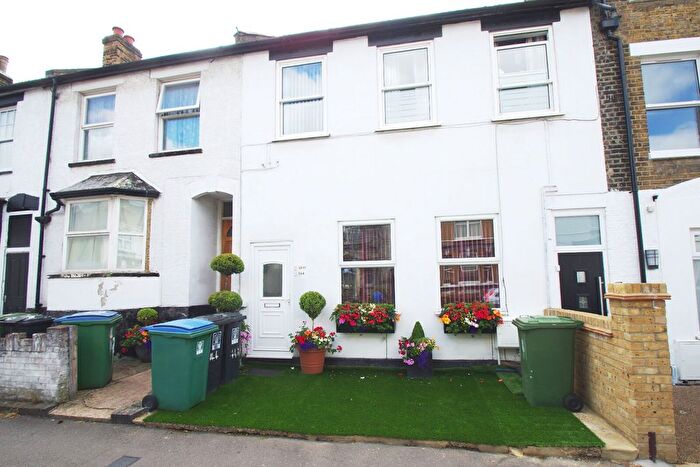 Terraced House To Rent In , Watford, WD17