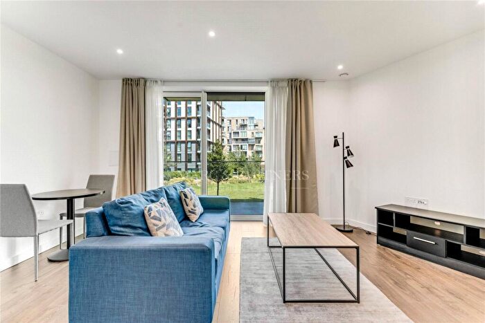 1 Bedroom Apartment To Rent In Woodberry Down, Hartingtons Court, London, N4