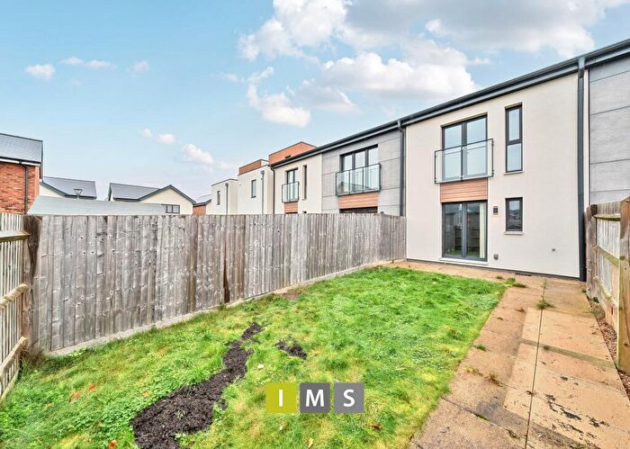 2 Bedroom Terraced House For Sale In Hull Lane, Ambrosden, OX25