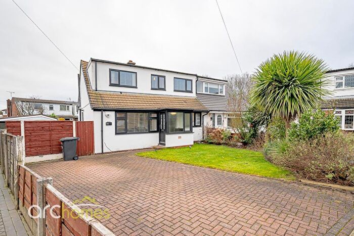 4 Bedroom Semi Detached House For Sale In Marlborough Road, Atherton, Manchester, M46