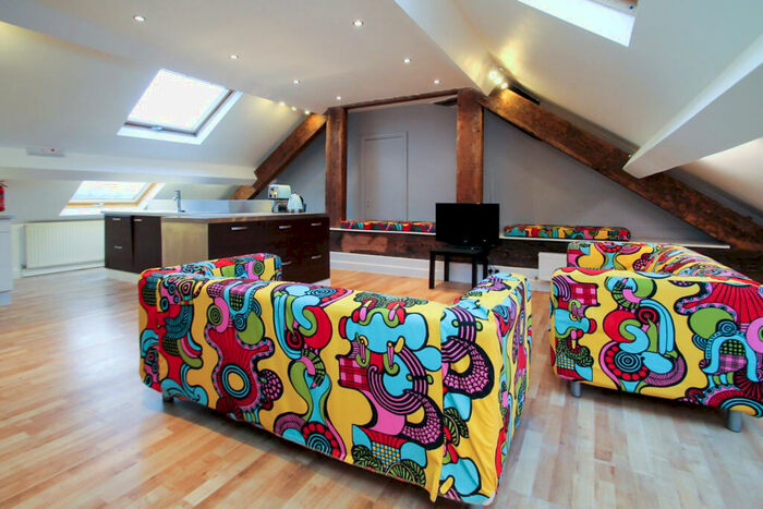 5 Bedroom Apartment To Rent In Delph Lane, Woodhouse, Leeds, LS6