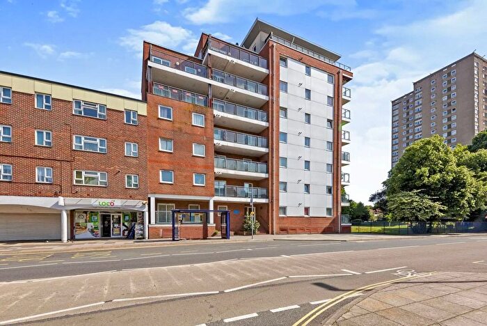 1 Bedroom Flat For Sale In Queen Street, Harbour Ridge, PO1
