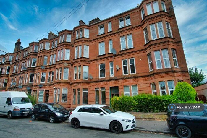 1 Bedroom Flat To Rent In Strathyre Street, Glasgow, G41