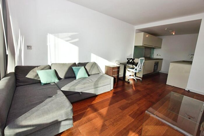 1 Bedroom Flat To Rent In Beetham Tower, Deansgate, Manchester, M3